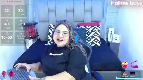 Snapshot of evelin_zaens chatting on October 12, 4:27 am evelin zaens online show from October 12, 4:27 am