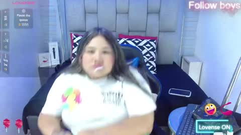 Snapshot of evelin_zaens chatting on October 9, 5:13 am evelin zaens online show from October 9, 5:13 am