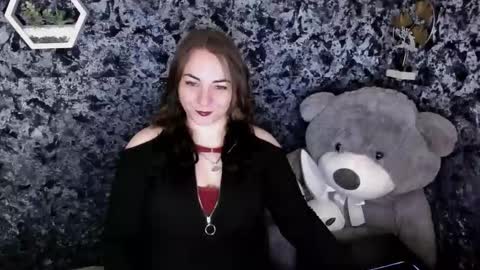 Lydia online show from March 5, 10:19 pm