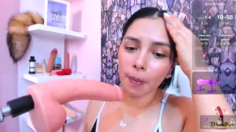 Evelinn belen online show from October 29, 11:23 am