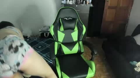 evelynchambels online show from January 12, 2:07 am