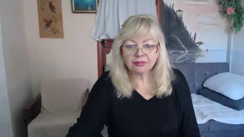 BarbaraBlondy online show from November 14, 9:55 am