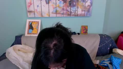 Everly online show from February 7, 4:32 pm