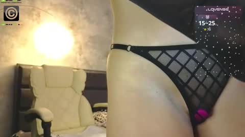 Eve Rose online show from March 4, 9:23 pm