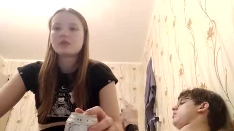 Evgeniy and Anna online show from February 24, 8:01 pm