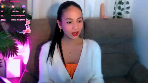 eviannasilva online show from August 3, 10:32 am