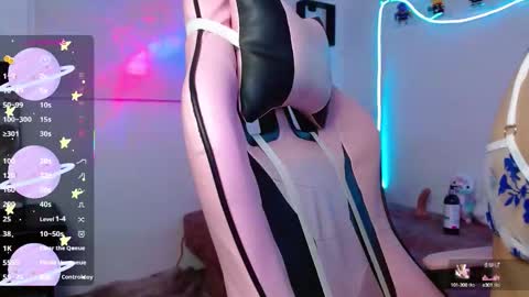 Evie Cloud online show from September 22, 11:20 pm