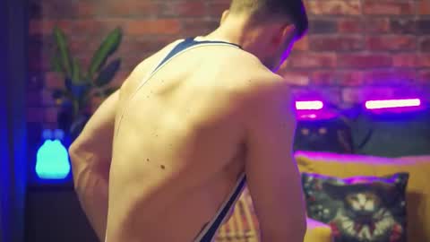 David online show from February 19, 9:36 pm