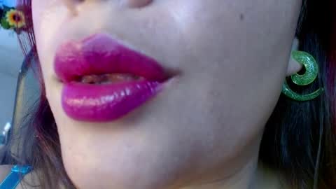 Evoleth online show from December 22, 5:22 am