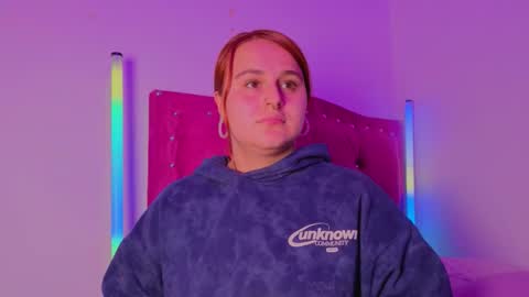 EVY online show from December 3, 12:31 am