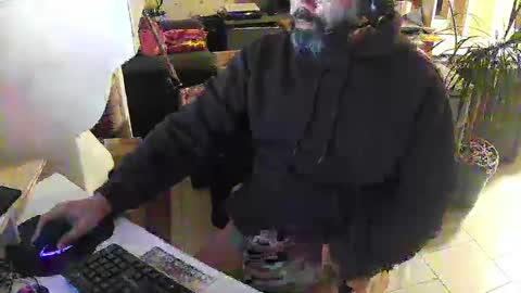 Gio online show from January 28, 8:58 pm