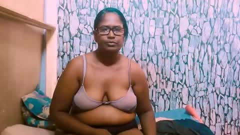 exotic_indian95 online show from March 4, 4:09 am