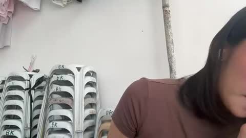 exotictssavie online show from April 22, 3:02 am