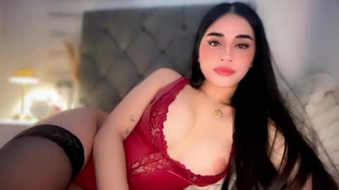 chloee online show from May 9, 2:56 pm