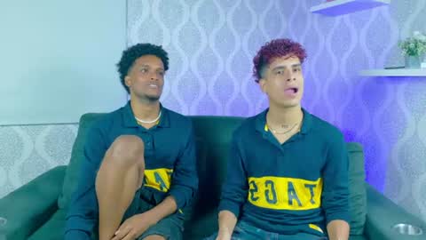 extreme_boysxxx online show from July 18, 1:51 am