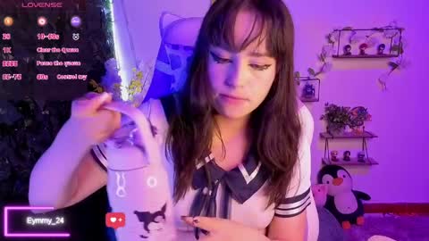 eymmy_24 online show from April 12, 7:45 am