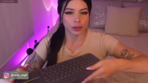 IG eyramodelink online show from April 25, 12:02 am