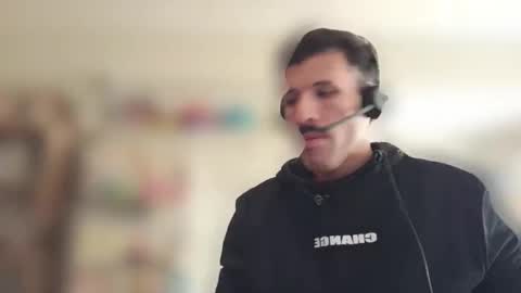 venusah online show from April 23, 6:09 pm