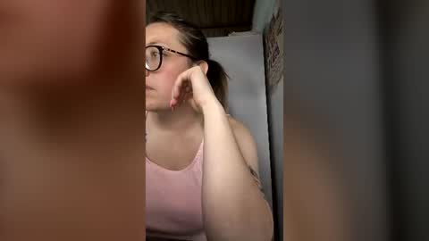 Aimee online show from July 14, 6:35 pm