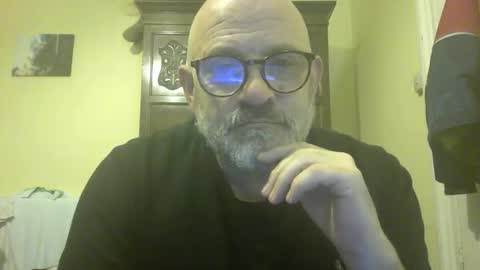 f1zzeek online show from April 22, 10:50 pm