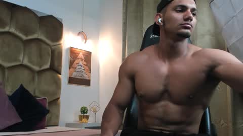 FABIO online show from November 28, 8:16 pm