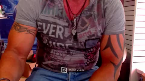 fabxxxl online show from April 23, 12:29 pm