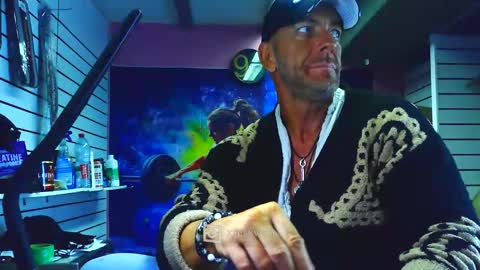 fabxxxl online show from April 14, 7:11 am