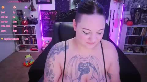 faeofmyth online show from December 17, 11:22 pm