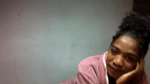 faiqua95 online show from May 30, 7:12 pm