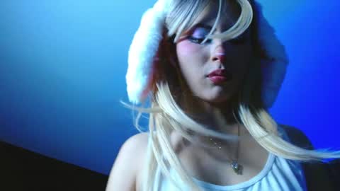 FAIRY online show from June 8, 9:16 pm