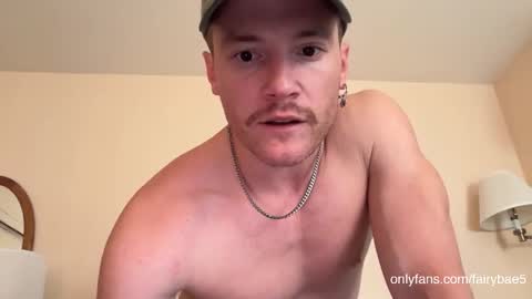 Travis online show from October 30, 12:44 am