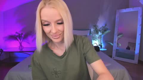 Lana online show from April 14, 10:02 pm