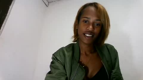 fallinah01 online show from July 24, 5:48 am