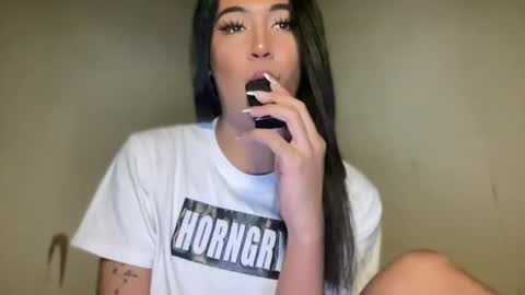 Snapshot of fallon_empress chatting on September 20, 3:53 am callmecindy online show from September 20, 3:53 am