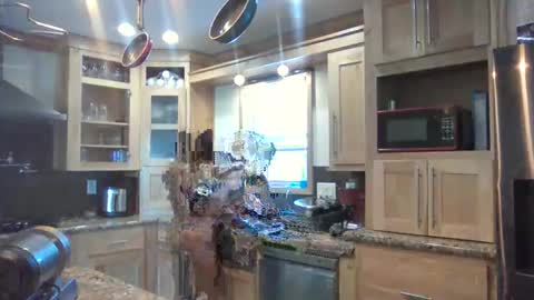 fancywest online show from October 1, 9:02 pm