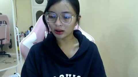 fantasex09 online show from June 5, 9:31 pm