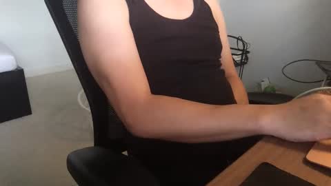 fantasticbake1 online show from April 27, 2:09 am