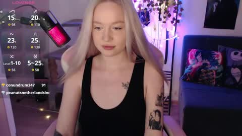 Lisa online show from April 1, 2:01 am