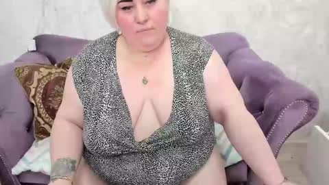 fashiona online show from February 27, 8:24 am