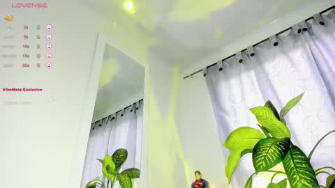 Snapshot of fatass_420 chatting on February 18, 3:31 am Johan online show from February 18, 3:31 am