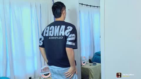 Snapshot of fatass_420 chatting on November 1, 8:41 pm Johan online show from November 1, 8:41 pm