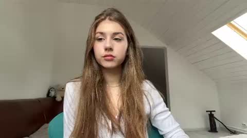 Emily online show from July 15, 2:00 pm