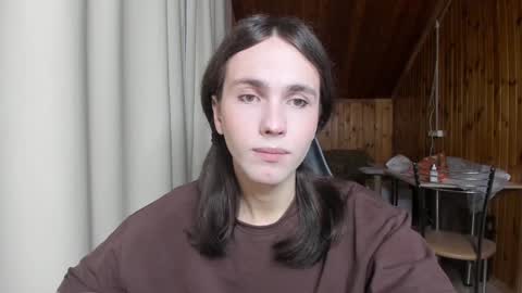 Mark online show from December 20, 8:01 pm