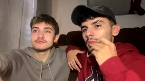 federik online show from December 19, 5:18 am