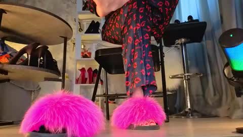 Kris online show from November 10, 9:34 am