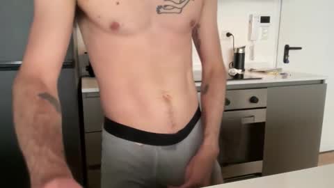 feetishboy00 online show from March 10, 1:59 pm