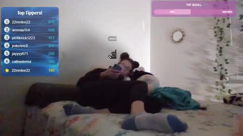 Soley online show from February 6, 11:04 pm