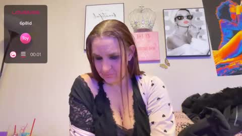 Feisty online show from February 18, 8:03 pm