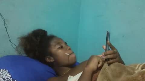 felanaa online show from April 4, 2:57 pm