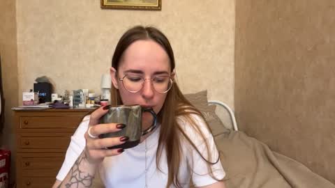 Mary online show from April 13, 8:51 am